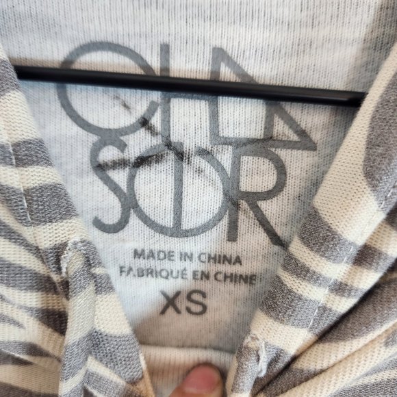 Chaser Zebra Print Hoodie - Picture 6 of 8